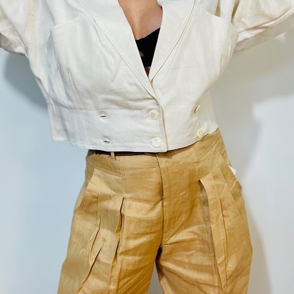 Vanilla Cropped Linen Oversized Jacket - Picture 10 of 15